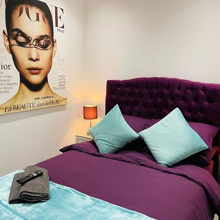 Salt Hill Windsor Legoland Eton Heathrow Luxury 2 Bed 1 Bath Free Parking Apartment Slough Ngoại thất bức ảnh